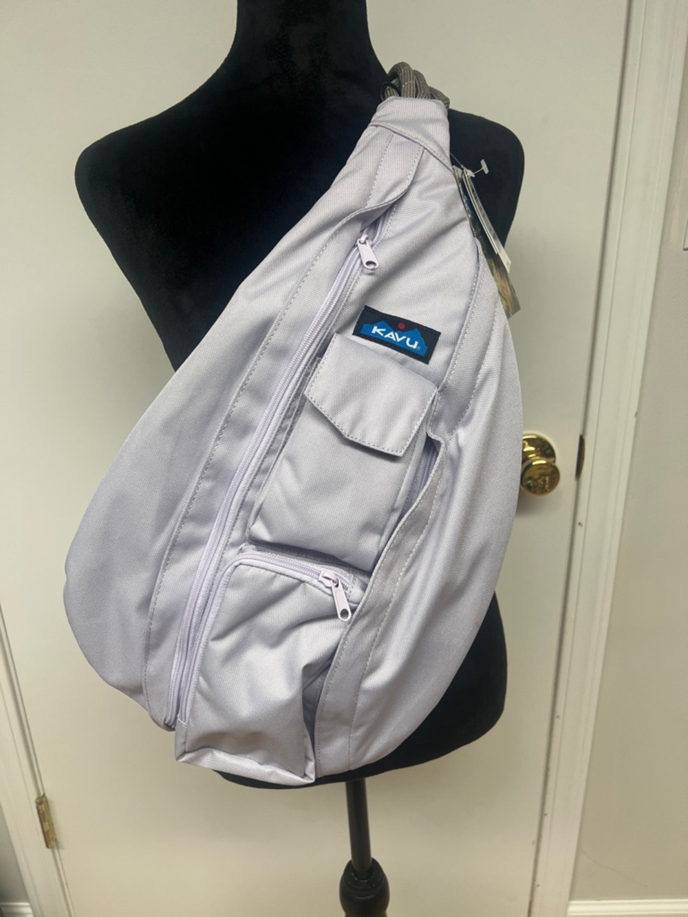 Kavu Sling Bag — Light Gray